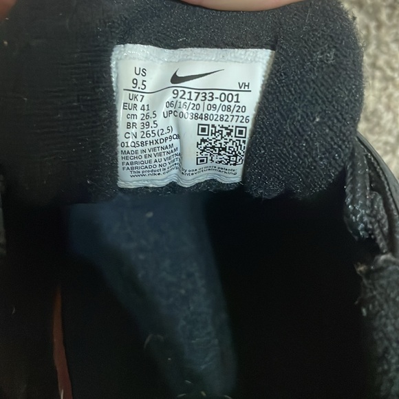 Women’s Nike Air Max 97’s - Picture 3 of 5